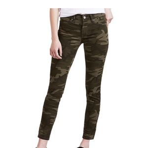 Levi's 711 Skinny Camoflage Jeans